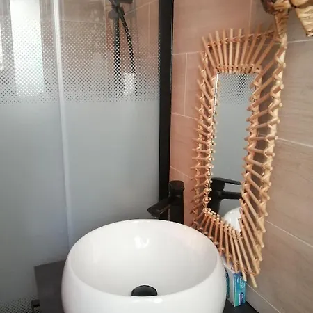 Appartement Cosy Situe A 2Mn De La Plage A Pied Climatise Villefranche-sur-Mer Exterior photo